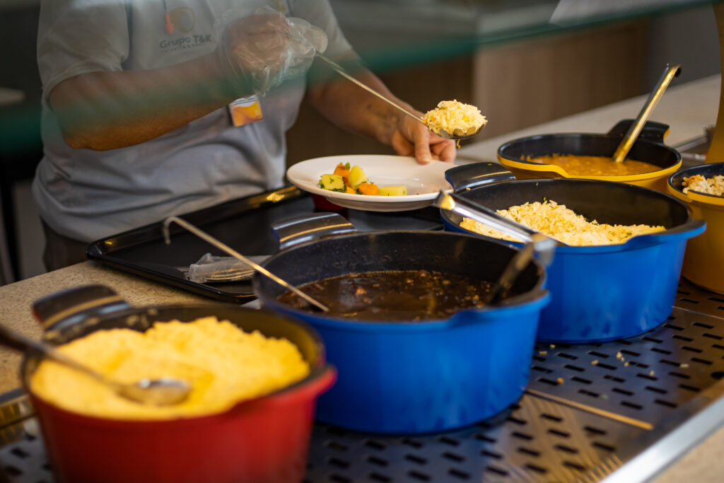 a alimentação do trabalhador influencia diretamente no seu desempenho